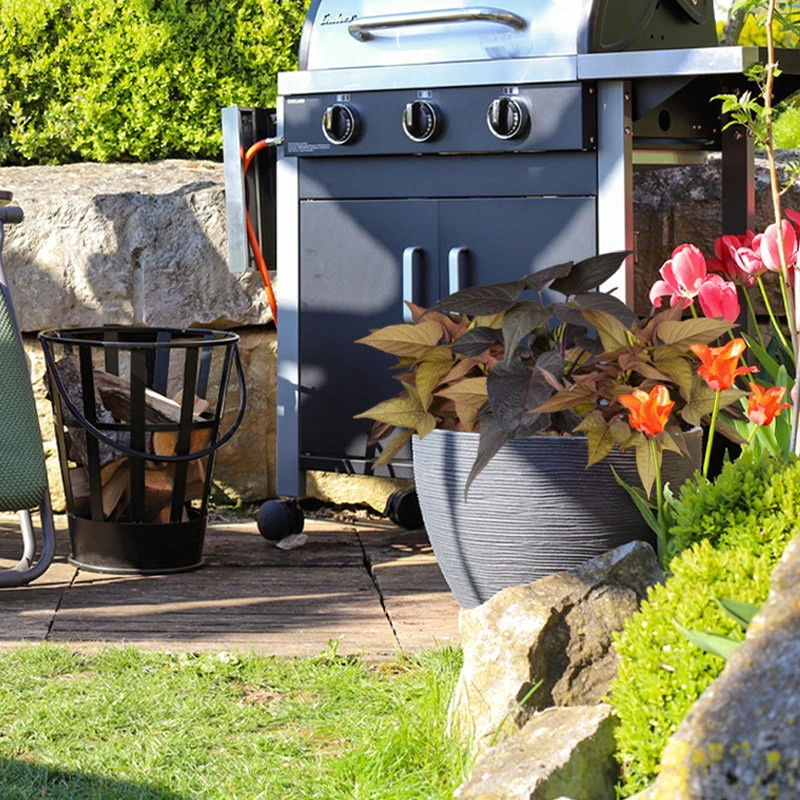 Pflanzgefäß "Lara" Anthrazit, Rillenoptik, Ø 40 Cm, Höhe 31 Cm, Füllvol. 26 L 1 Pflanzgefäß "Lara" Anthrazit, Rillenoptik, Ø 40 Cm, Höhe 31 Cm, Füllvol. 26 L